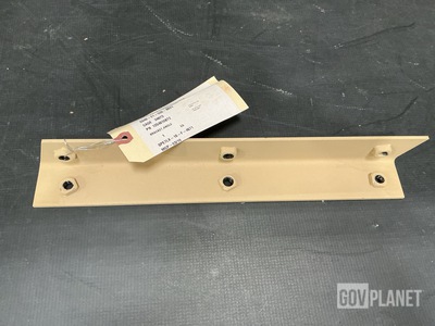 (29) BAE Systems 6431560-200M1 Angle Brackets