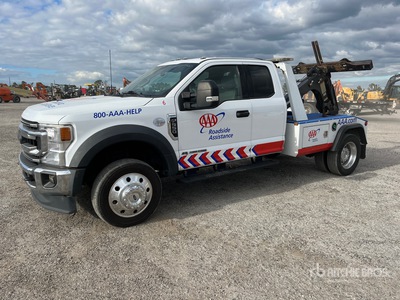 2021 Ford F-550 4x2 Extended Cab Camion remolcador