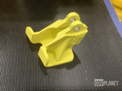 (16) Lockheed Martin 339619R Lower Special Half Hinges