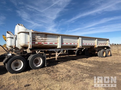 2004 Clement LW3834-AIR 38 ft T/A End Dump Trailer