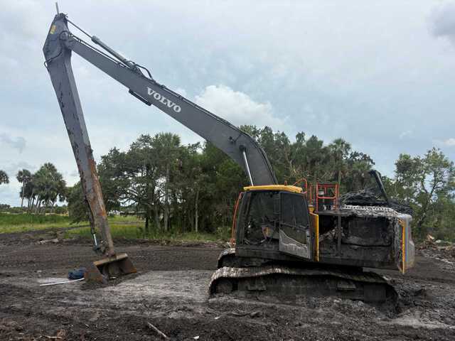 2020 Volvo EC250ELR Tracked Excavator