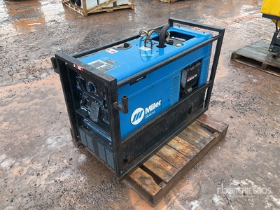 Miller Bobcat 225 NT 225 A Motorbetriebenes Schweißgerät