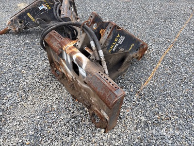 Stanley MB05S Skid Steer Breaker