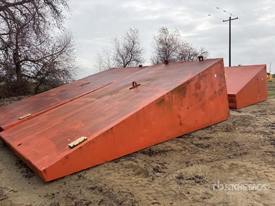 Quantity of (4) Pontoon