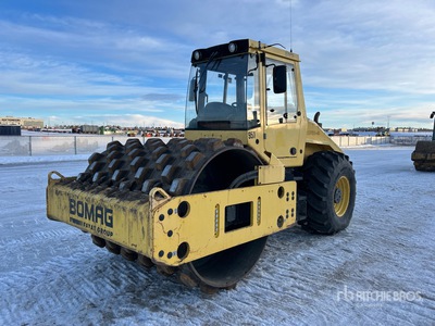 2012 Bomag BM 213 PDH-40 Padfoot Drum Compactor