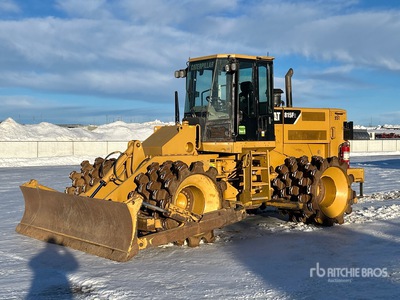 2011 Cat 815F Series II Compactador de suelo