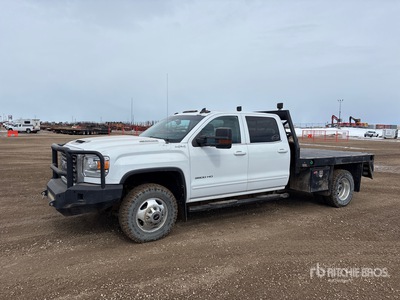 2019 GMC 3500HD SLE 4x4 Crew Cab Flatbed Truck