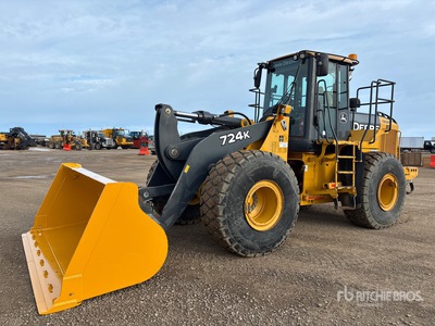 2014 John Deere 724K Wheel Loader