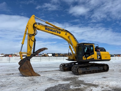 2022 Komatsu PC360LC-11 Tracked Excavator