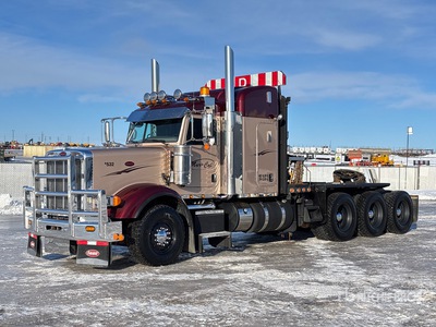 2020 Peterbilt 367 8x6 Sleeper Winch Truck