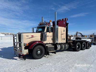 2020 Peterbilt 367 8x6 Sleeper Winch Truck