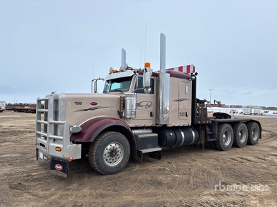 2020 Peterbilt 367 8x6 Sleeper Winch Truck
