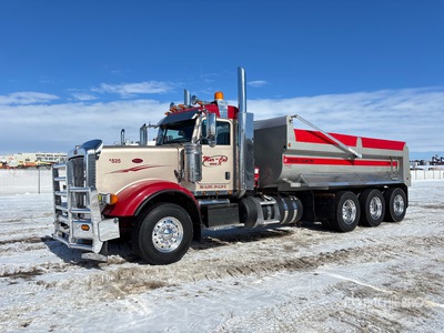 2016 Peterbilt 367 8x6 Tri/A Camión dumper