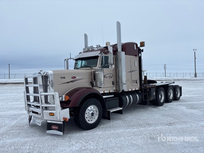 2013 Peterbilt 367 8x6 Ciągnik siodłowy z kabiną sypialną Tri/A