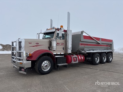 2013 Peterbilt 367 8x6 Tri/A Dump Truck