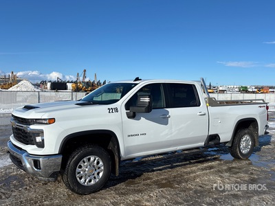 2025 Chevrolet Silverado 3500HD LT 4x4 Crew Cab Pickup