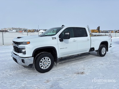 2025 Chevrolet Silverado 3500HD LT 4x4 Crew Cab Pickup