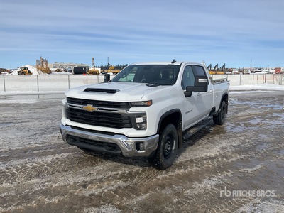 2024 Chevrolet Silverado 3500HD LT 4x4 Crew Cab Pickup