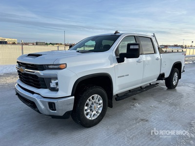 2024 Chevrolet Silverado 3500HD LT 4x4 Crew Cab Pickup