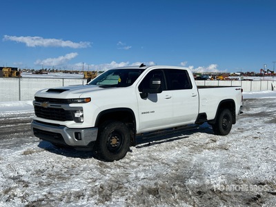 2024 Chevrolet Silverado 3500HD LT 4x4 Crew Cab Pickup