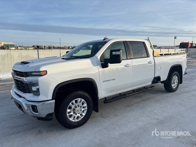 2024 Chevrolet Silverado 3500HD LT 4x4 Crew Cab Pickup