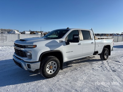 2024 Chevrolet Silverado 3500HD LT 4x4 Crew Cab Pickup