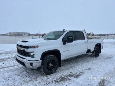 2024 Chevrolet Silverado 3500HD LT 4x4 Crew Cab Ute