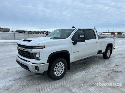 2024 Chevrolet Silverado 3500HD LT 4x4 Crew Cab Pickup