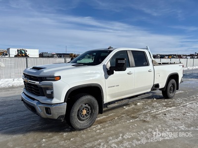 2024 Chevrolet Silverado 3500HD LT 4x4 Crew Cab Pickup
