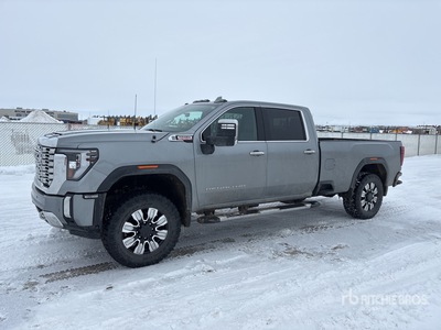 2025 GMC Sierra 3500HD Denali 4x4 Crew Cab Pickup