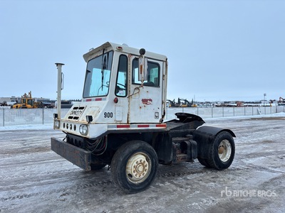 1984 T14000 4x2 Tracteur de manœuvre