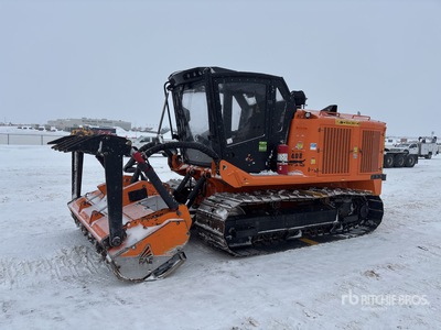 2021 Prime Tech PT-300 Tracked Hout Frees Tractor