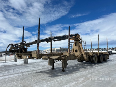 1999 Deloupe 45 ft Tri/A Self Loading Log Trailer