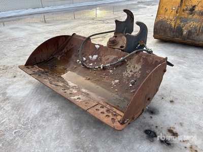 WBM ST 250-84 82 in Q/C Excavator Chuck Blade