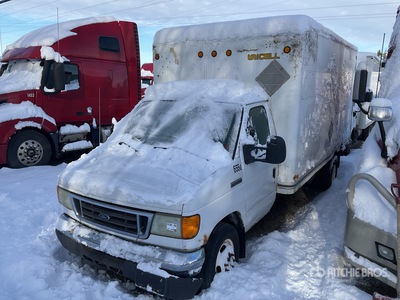 2006 Ford E-450 4x2 Van Truck (Inoperable)