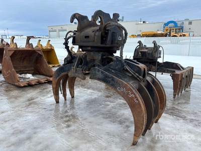 CWS 96 in Clamshell Grapple