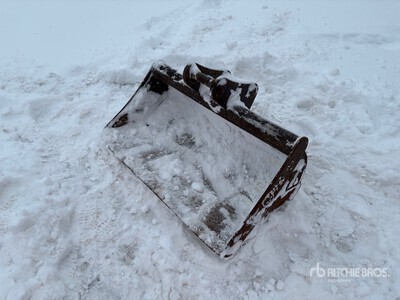 35 in Q/C Cleanup Graafmachine Bak - Fits Yanmar VI025-6A