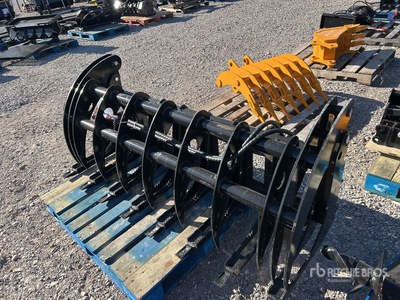 2025 GIYI GYCLG72C 72 in Skid Steer Grapple (Unused)