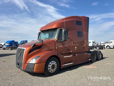 2020 Volvo VNL760 6x4 Ciągnik siodłowy T/A z kabiną sypialną