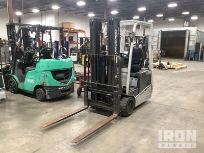2015 Nissan TX35 2900 lb Electric Forklift