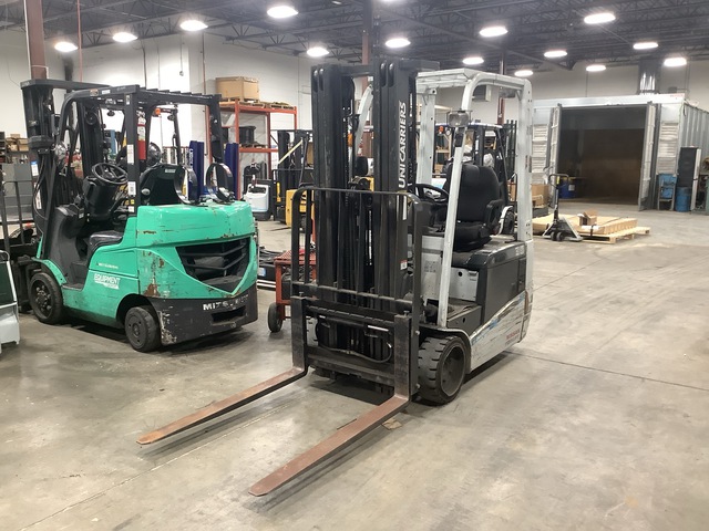 2015 Nissan TX35 2900 lb Electric Forklift