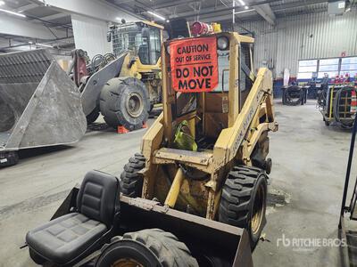 John Deere 575 Skid Steer Loader