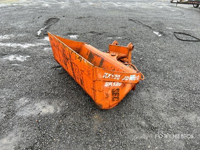 61 in Hydraulic Tilting Excavator Bucket