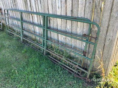 Quantity of (2) Panel para ganado