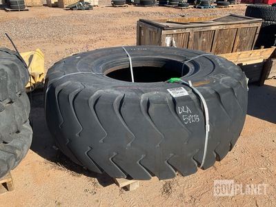 Firestone 29.5-35 Tire