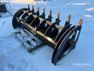 84 in Kompaktlader-Wurzelrechen