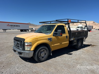 2009 Ford F-250 XL 4x2 Flatbed Truck