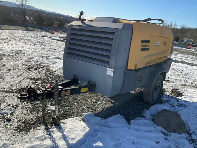 2015 Atlas XAS400 JD7 400 cfm Mobile Air Compressor 2015 Atlas XAS400 JD7 400 cfm Mobile Air Compressor