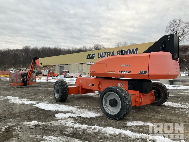 ELEVADOR TELESCóPICO 2017 JLG 4WD 1350SJP