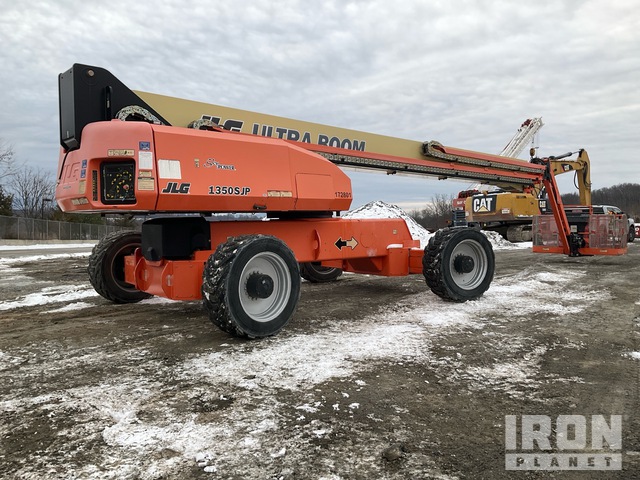 ELEVADOR TELESCóPICO 2017 JLG 4WD 1350SJP